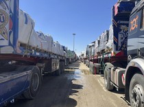 Video Truk Bantuan Antre di Mesir Setelah Israel Akan Izinkan Masuk Gaza