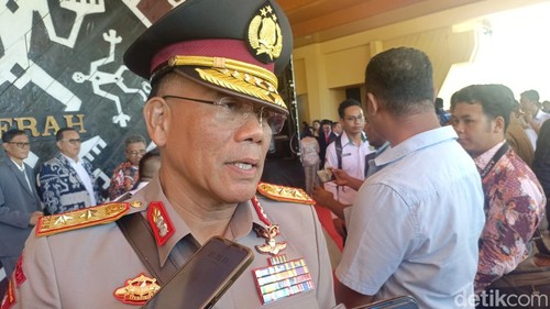 Kapolda NTT Irjen Daniel Tahi Monang Silitonga, Senin (3/3/2025). (Simon Selly/detikBali)