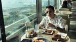 Kevin Julio Nikmati Sarapan Sambil Piknik di Bali hingga Bromo