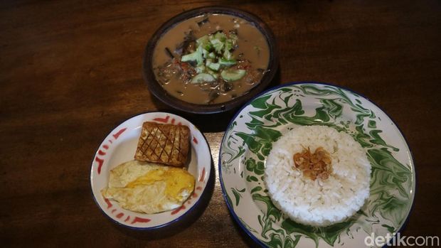 Kuliner nasi ontel