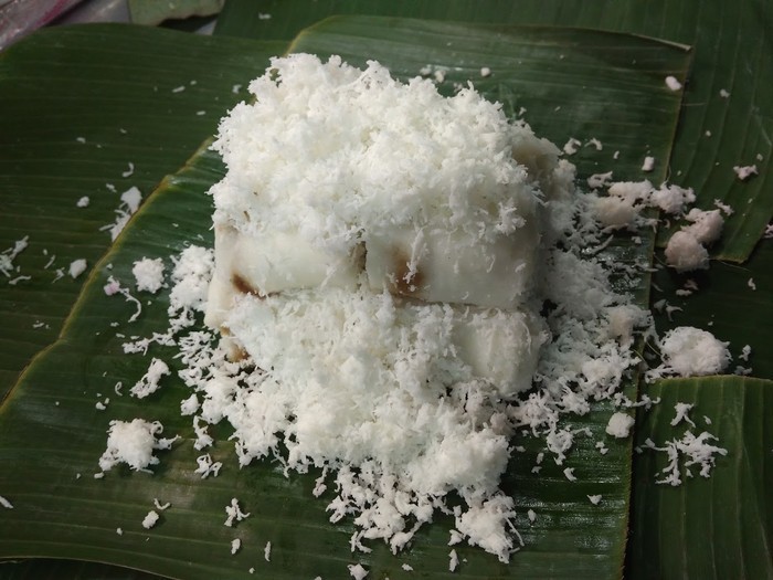 Manis Legit! 20 Kue Putu Bambu Rp 3.000-an