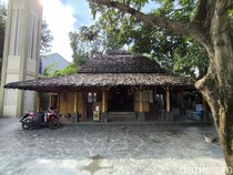 Sejuk dan Asrinya Masjid Bambu di Cirebon, Bikin Jemaah Betah