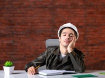 7 Tips Mengatur Waktu Tidur Saat Puasa agar Tak Ngantuk Selama Bekerja