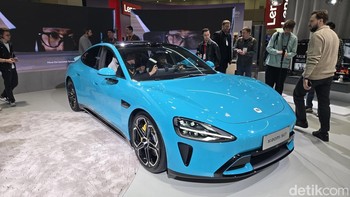 Kalau yang ini adalah Xiaomi SU7 Max, kamu suka yang mana? Foto: Fitraya Ramadhanny/detikcom