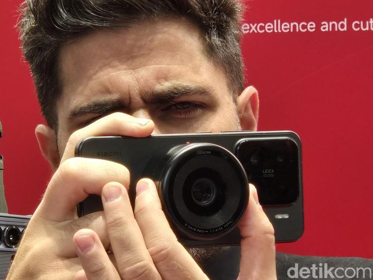 Xiaomi 15 Series Hingga Mobil SU7 Ultra Bergaya di MWC Barcelona