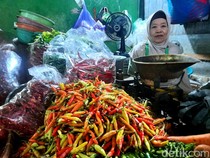 Cabai Setan di Pasar Brebes Naik Tembus Rp 120 Ribu/Kg