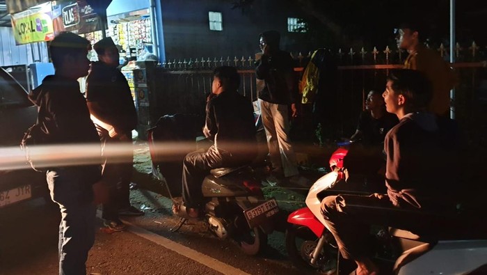 Polisi membubarkan perang sarung di Majalengka