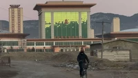Untuk saat ini, para turis dijauhkan dari ibu kota Pyongyang. Greg Vaczi dari Koryo Tours, perusahaan tur lain yang diizinkan masuk kembali, mengakui bahwa rencana perjalanan saat ini tidak menuju monumen-monumen terkenal di Pyongyang.