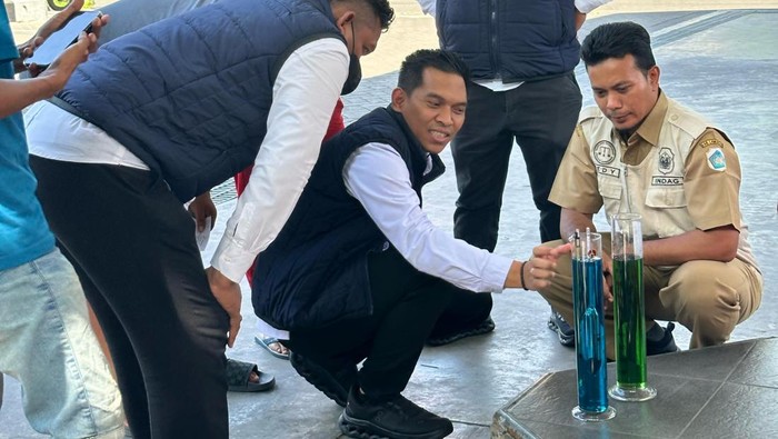 Sidak BBM oplosan di sejumlah SPBU di Lamongan.