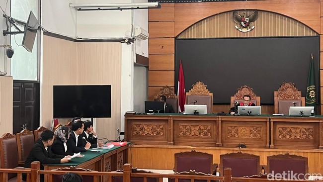 Hasto Kristiyanto di Meja Hijau Tinggal Tunggu Waktu