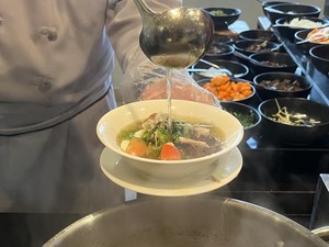 Nikmatnya Soto Bandung di Medan untuk Buka Puasa, Kuah Beningnya Mantap