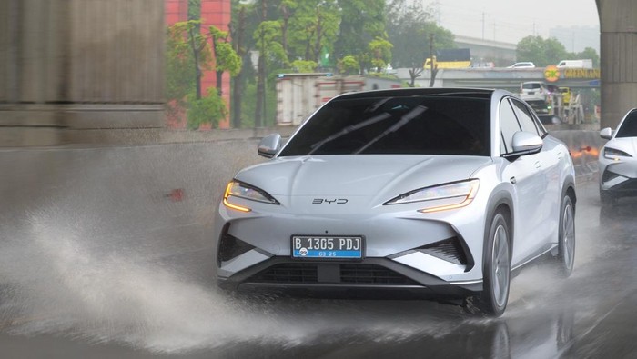 Test drive BYD Sealion 7 dari Jakarta-Tangerang
