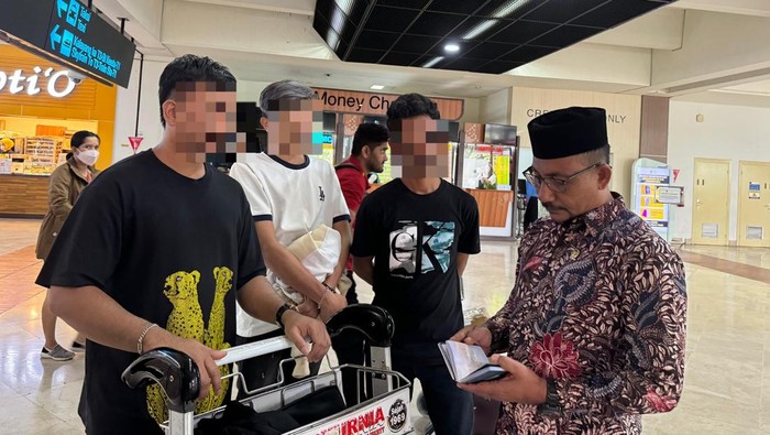 Tiga warga Aceh yang menjadi korban Tindak Pidana Perdagangan Orang (TPPO) di Laos dipulangkan. (Foto: dok Haji Uma).