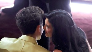 Dilansir dari ET, Kylie disebut merasakan hal berbeda dibandingkan mantan-mantannya. Getty Images/Kevin Winter