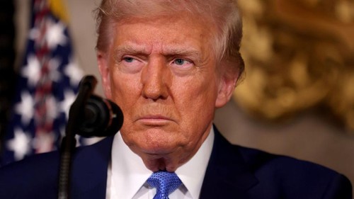 Trump jual visa kartu emas  Apa itu dan bagaimana cara kerjanya?