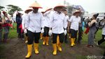 Zulhas Borong Gabah Petani Saat #DemiIndonesia Mandiri Pangan di Ngawi