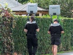 10 Objek Misterius dan Aneh Dibagikan Netizen, Mana Paling Menarik?