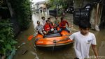 Banjir di Ciledug Mulai Surut, Jalanan Kusut