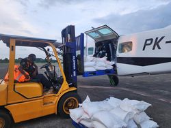 BNPB Gelar Operasi Modifikasi Cuaca Jabodetabek, 3 Ton Garam Ditabur di Awan