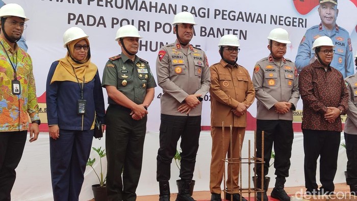 Groundbreaking program rumah subsidi oleh Kapolda Banten Irjen Suyudi Ario Seto (Foto: Bahtiar/Detikcom)