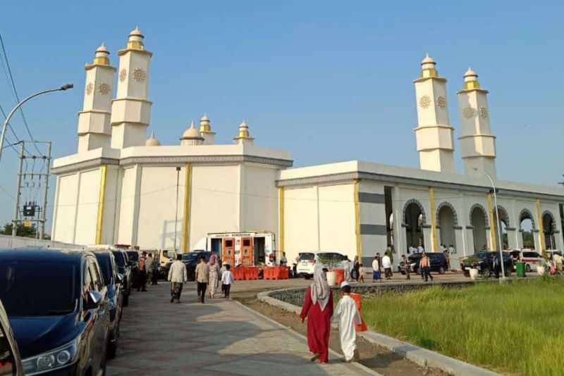 Gubernur Khofifah Resmikan Masjid KHAS Pasuruan