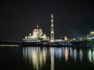 Jadwal Imsakiyah dan Sholat Subuh Palembang Hari Ini, 12 Maret 2025