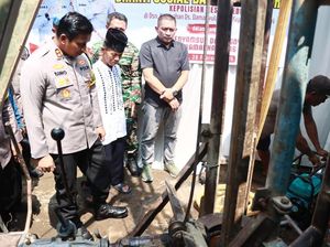 Kapolres Kediri Beri Bantuan Sumur Bor untuk Musala Dusun Kemirahan