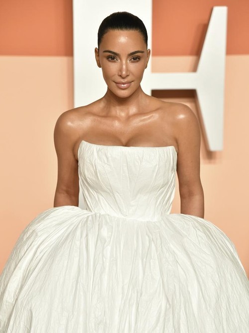 Kim Kardashian arrives at the Vanity Fair Oscar Party on Sunday, March 2, 2025, at the Wallis Annenberg Center for the Performing Arts in Beverly Hills, Calif. (Photo by Evan Agostini/Invision/AP)