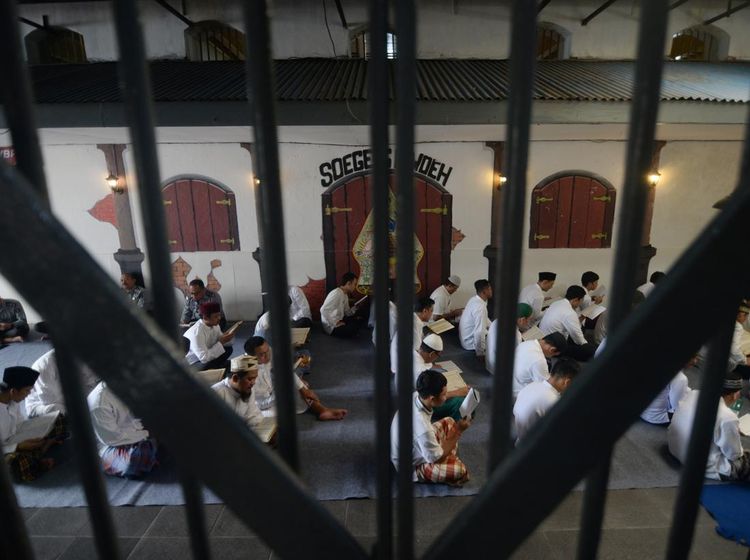 Lantunan Ayat Suci dari Balik Jeruji
