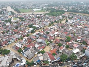 Potret dari Udara Kota Bekasi yang Lumpuh karena Banjir Parah