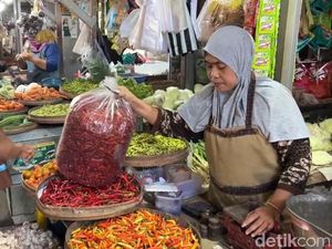 Harga Sembako Jawa Timur 26 Oktober 2025, Harga Cabai Naik