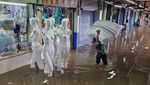 Penampakan Lantai Dasar Pasar Cipulir Terendam Banjir
