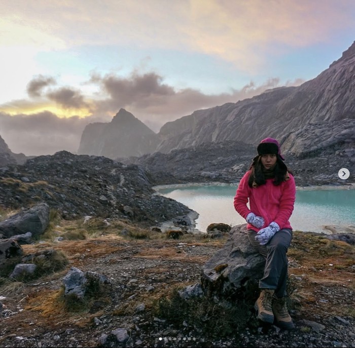 Pendaki Chintya Tengens Kastanya di Carstensz Pyramid