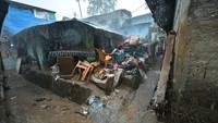Menurut Diana, langkah-langkah penanganan pasca banjir Sungai Ciliwung di wilayah Cisarua ini harus segera dilakukan dengan berkoordinasi lintas sektoral bersama Pemerintah Provinsi Jawa Barat maupun Pemerintah Kabupaten Bogor, termasuk upaya relokasi warga yang tinggal di badan sungai.  