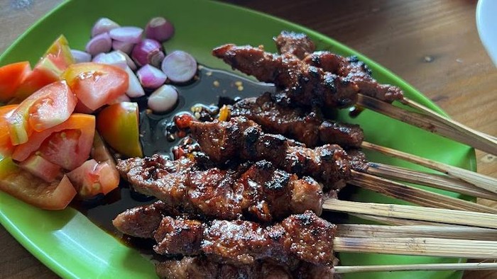 sate kambing Tegal enak di Jakarta