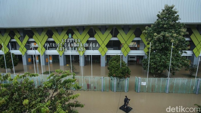 Stadion Patriot Banjir, Laga Persija vs PSIS Ditunda