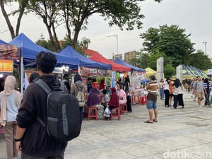 Berburu Kuliner di Aloon-aloon Semarang, Mulai Gudeg hingga Es Teler