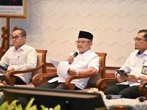 Cegah Jual-Beli Bangku Sekolah, Daya Tampung SPMB 2025 Akan Diumumkan Duluan