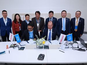 Telkomsel Bareng ZTE Sepakat Kembangkan Teknologi AI & 5G-LAN