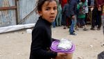 Teriakan Anak-anak Gaza Berebut Makanan untuk Buka Puasa