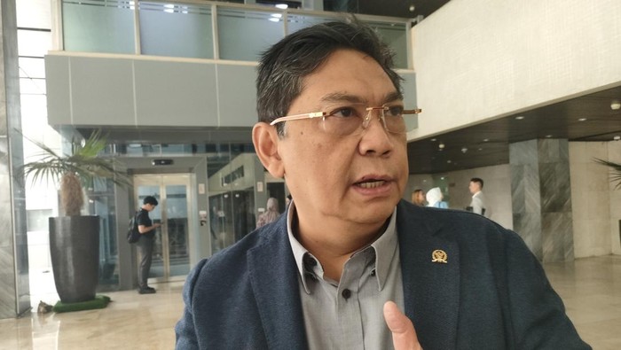 Ketua Komisi I DPR Utut Adianto di kompleks DPR, Senayan, Jakarta Pusat, Selasa (4/3/2025).