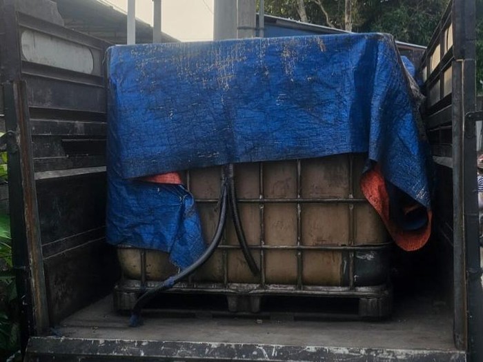 Baby tank yang digunakan untuk menampung solar bersubsidi. (Foto: Dok. Polda Sumut)