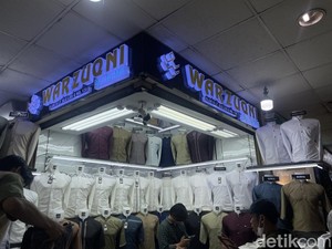 Begini Tren Baju Koko Lebaran 2025 di Pasar Tanah Abang, Jasko dan Burgundy