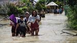 Banjir Lumpuhkan Jalan Gabus Raya Bekasi
