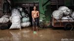 Penampakan Banjir Masih Rendam Kampung Baru Babelan Bekasi