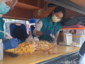 BBPOM Mataram Cek Kandungan Makanan di Sentra Kuliner Takjil