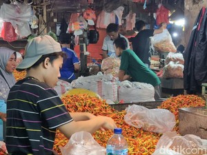 Harga Sembako Jawa Timur 18 September 2025, Harga Cabe Naik Semua