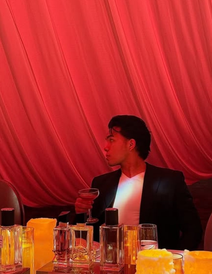 Gaya Keren Saaih Halilintar Makan Steak di Dubai dan Masak Salmon Gaya Keren Saaih Halilintar Makan Steak di Dubai dan Masak Salmon