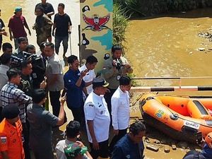 Video Gibran Tinjau Banjir di Pondok Gede Permai Bekasi