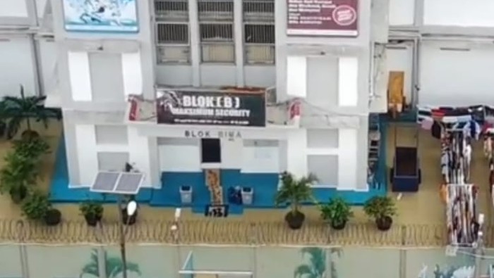 Lapas Kelas IIA Cikarang terendam banjir, Selasa (4/3/2025).